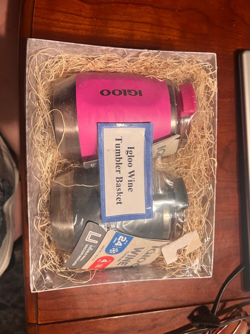 Igloo 10 oz Wine Cooler Tumbler Gift Basket set of 2 Pink & Grey Vacation Travel